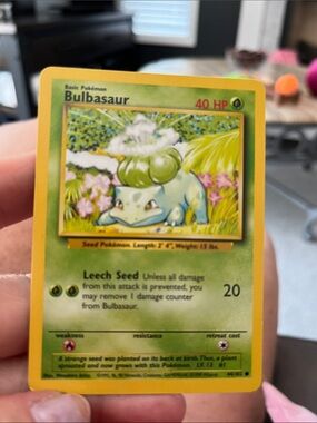 Nintendo Yellow Bulbasaur Pokémon Card